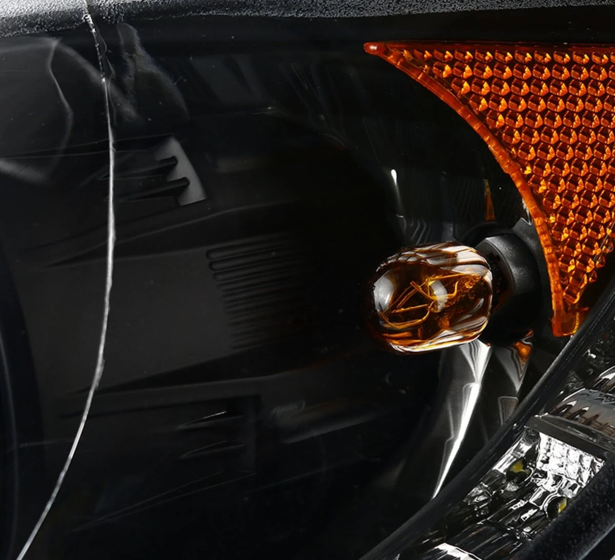 Spec-D LED Bar Style Projector Headlights w/ Gloss Black Base and Clear Lens 2006-2007 WRX / 2006-2007 STI w/ OEM Halogen Lights - Image 9