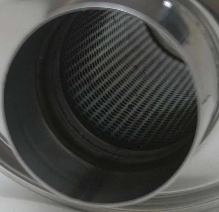 Vibrant Performance Ultra Quiet Resonator w/ 3.0" Inlet and 3.0" Outlet - Image 2